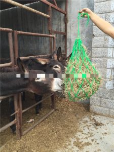 slow feed hay nets Horse Hay Net Bag – 8knots - Image 4